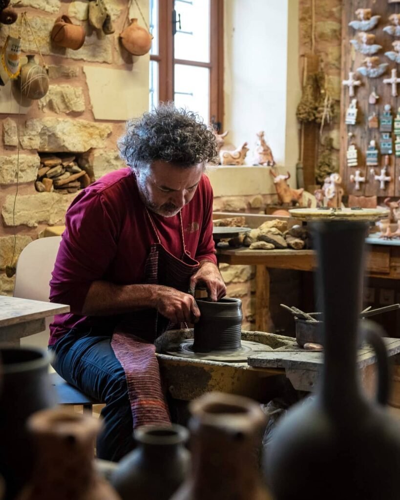 Pottery-making by Giorgis @keramioncrete in the village of Margarites, Rethymno. 