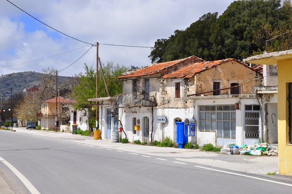 Traditional village in Lasithi: Marmaketo.