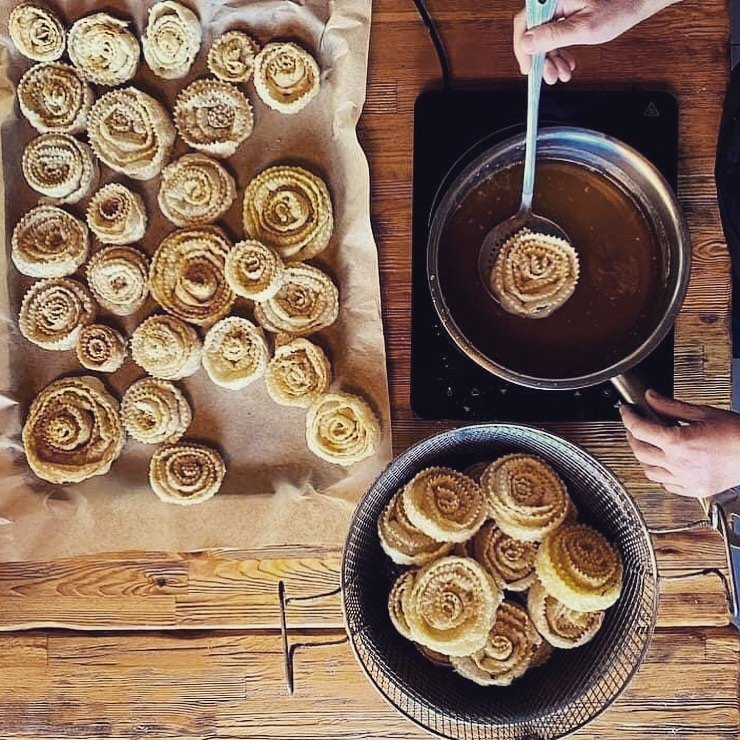 Xerotigana, a traditional Cretan dessert. 