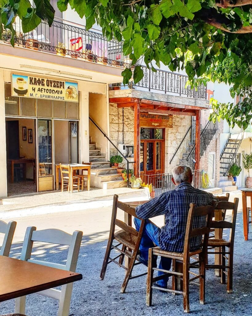 In the mountainous village of Kournas in Chania, time moves at a different pace. Life follows the rhythm of siga siga—slowly, steadily, and without rush. 