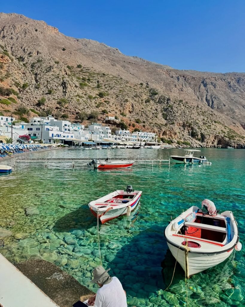 The peaceful village of Loutro, only accessible by boat or on foot, is a hidden gem on Crete’s southern coast — where whitewashed houses meet turquoise waters and time seems to slow down. 