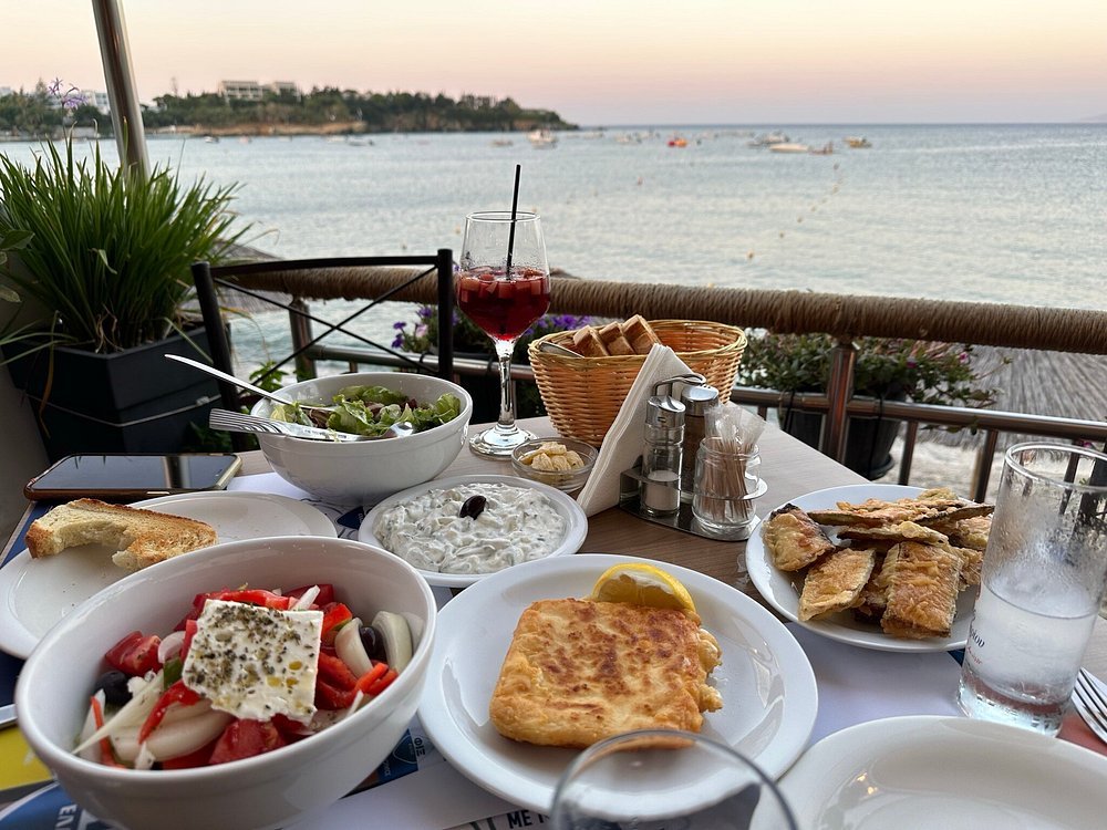 Seaside dining at its best – fresh Greek flavors served with a view at Mouragio Restaurant in Agia Pelagia, Heraklion. The perfect spot to unwind and savor the tastes of Crete. 