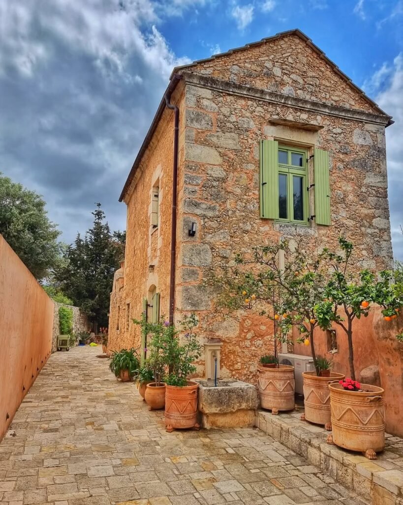 Stroll through the timeless charm of Vamos, where stone houses and citrus trees whisper stories of Crete’s past. A perfect day trip steeped in tradition. 