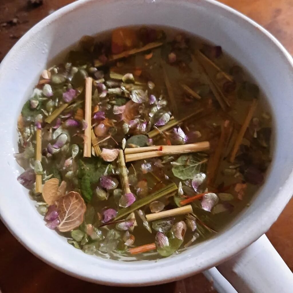 A soothing herbal blend featuring dittany (erontas), one of Crete's most legendary and protected herbs, known for its powerful healing properties.