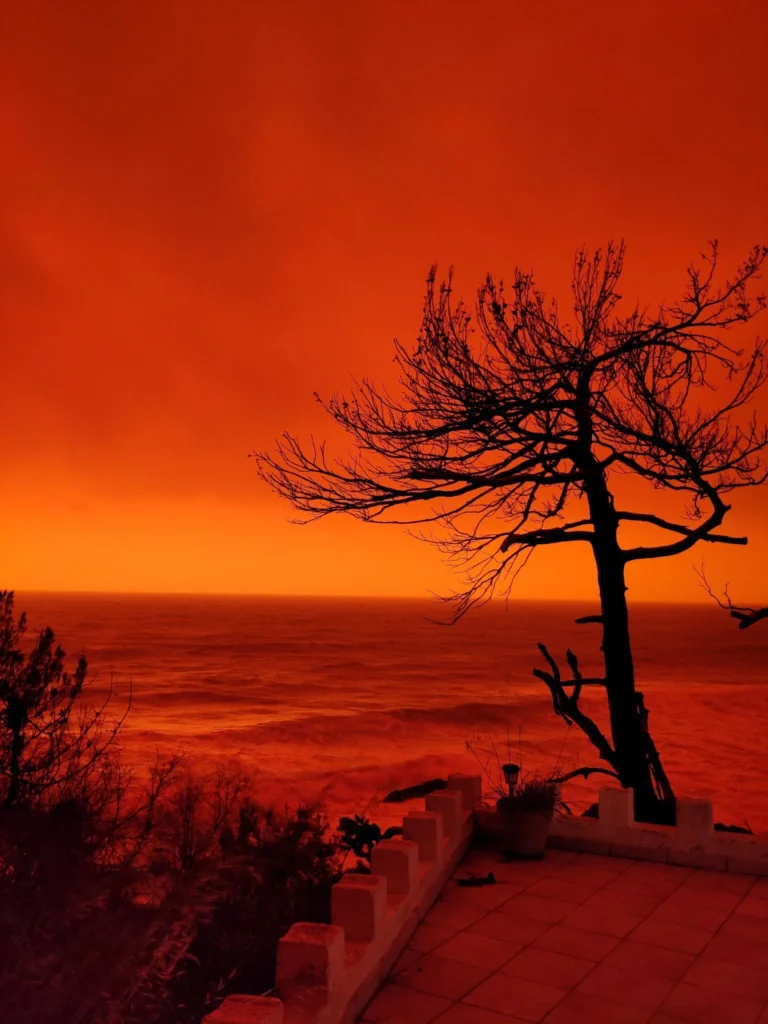 Skies over Crete turn deep orange‑red as Saharan dust engulfs the island, 1 April 2026. Photo: Reddit user dUty3.